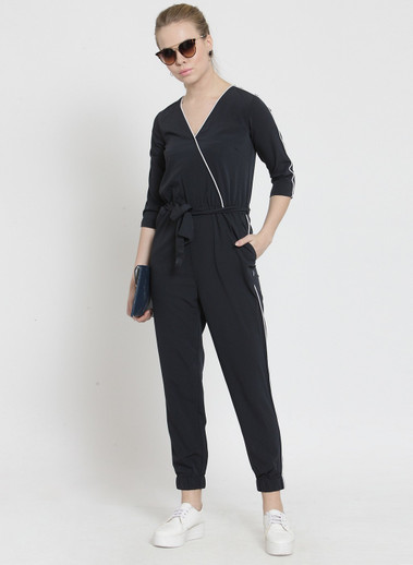 Magnetic designs Solid Women Jumpsuit 