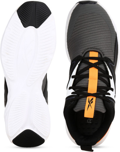 reebok element runner