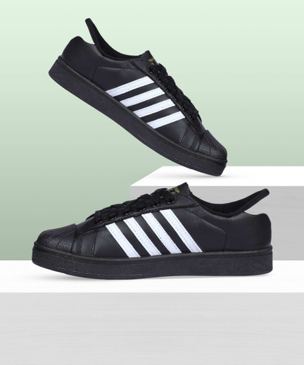 Sparx Men SM-607 Black White Sneakers 