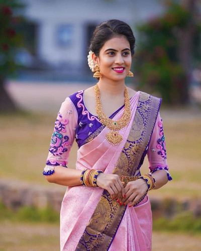 OFF on Latest Sarees (साड़ी 