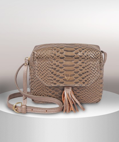 Hidesign Handbags Clutches - Buy Hidesign Handbags Clutches Online