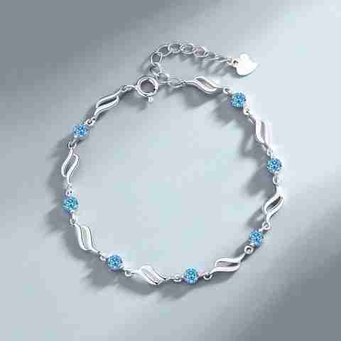 Floky Alloy Gold-plated Bracelet - Image 5