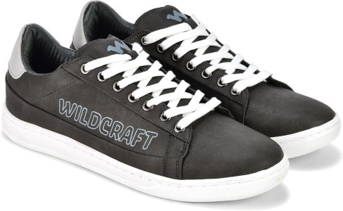 wildcraft white shoes