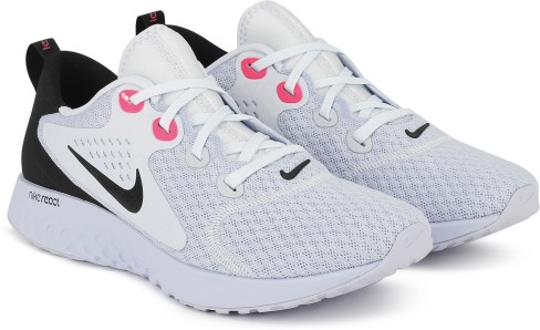 nike wmns legend react