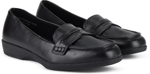 time and tru loafers