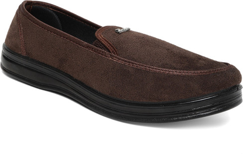 paragon casual shoes