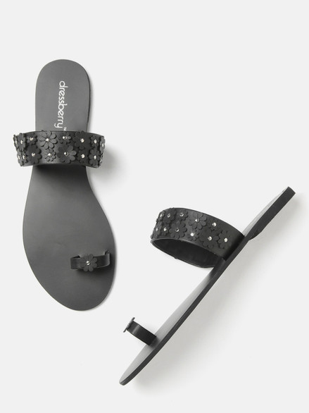 dressberry flats review