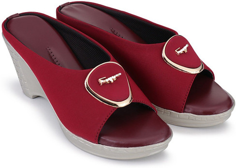 maroon and gold heels