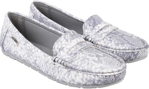 mochi loafers