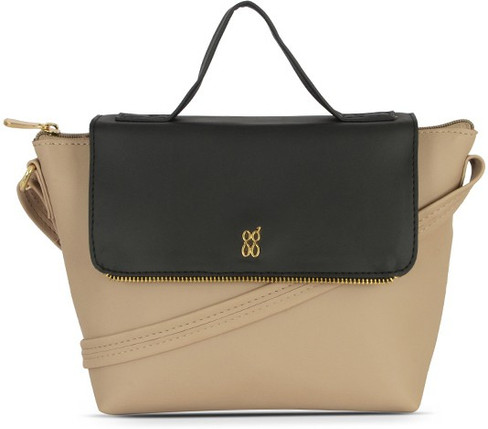 baggit hand purse