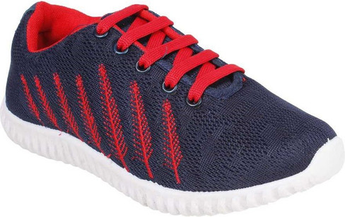 fashionable walking shoes