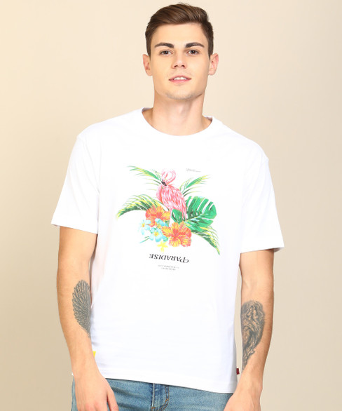 levi t shirt price