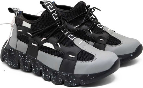 zig zag sports shoes