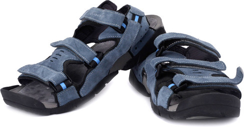 quechua sandals flipkart