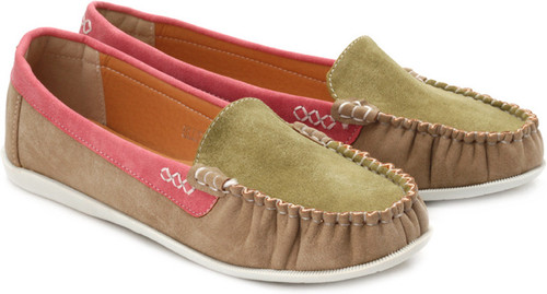 pavers moccasins