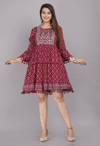 tankkushi Women Tiered Maroon Dress - Buy tankkushi Women Tiered Maroon Dress Online at Best Prices in India | Flipkart.com
