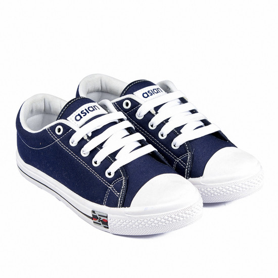 canvas shoes flipkart