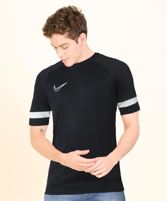 Nike Tshirts - Buy Nike Tshirts @Upto 40%Off Online at Best Prices In India