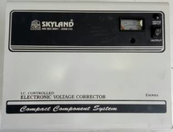 SKYLAND SKYMAIN5KVA VOLTAGE STABILIZER