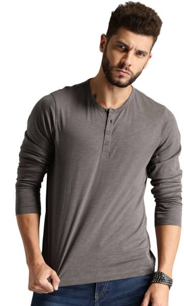 Roadster Solid Men Henley Neck Grey T-Shirt