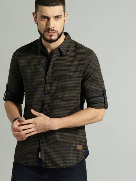 Roadster Men Checkered Casual Dark Green Shirt