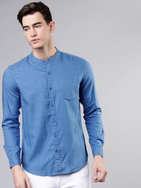 HIGHLANDER Men Solid Casual Light Blue Shirt