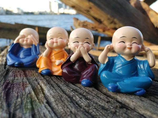 Synlark Idol Decorative Showpiece Little Baby Monk Buddha Set of 4 Pcs Lord Buddha Decorative Showpiece - 6 cm