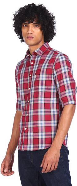 Us polo deals maroon shirt
