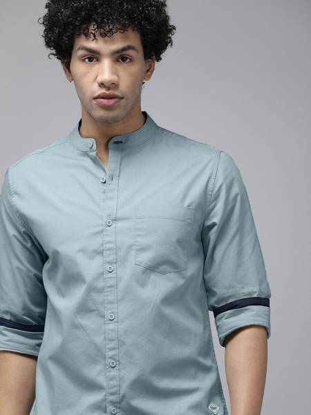 Roadster Men Solid Casual Blue Shirt