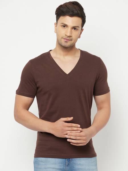 GLITO Solid Men V Neck Brown T-Shirt