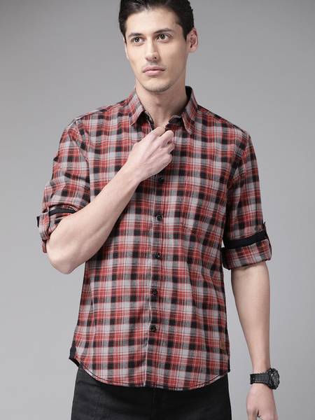 Roadster Men Checkered Casual Red Shirt