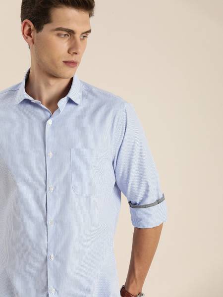 INVICTUS Men Striped Casual Blue Shirt