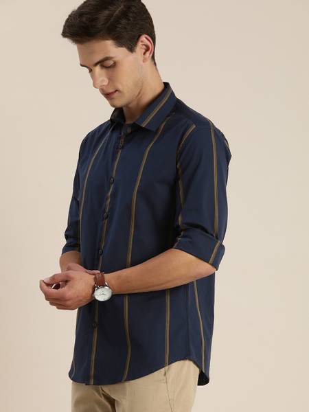 INVICTUS Men Striped Casual Dark Blue Shirt