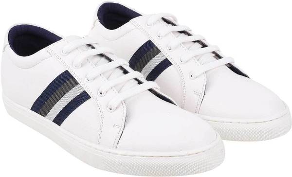 MOCHI Sneakers For Men