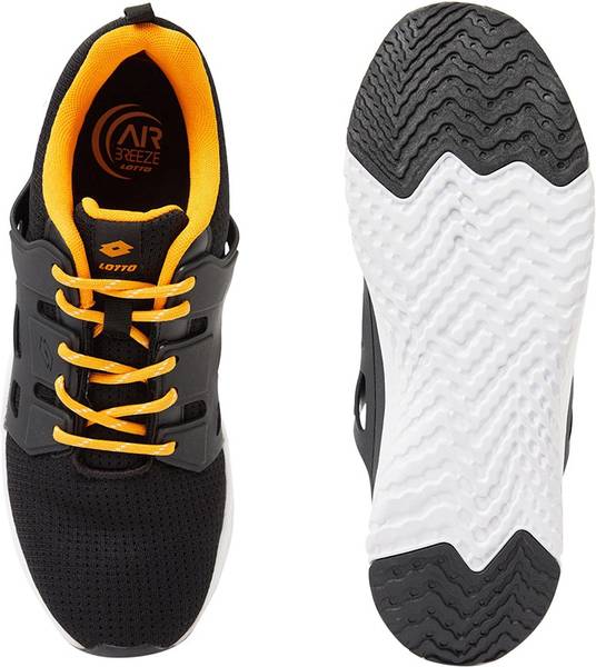 Lotto men hotsell black running shoes