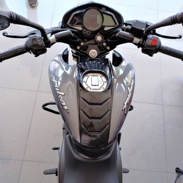 Ns 160 tank cover new arrivals
