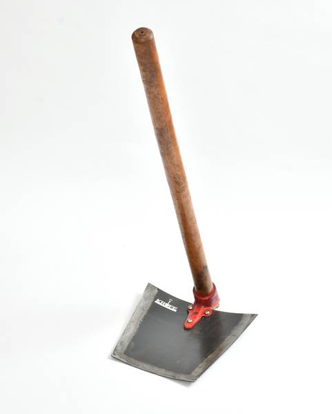 krufe High Tempered Iron Spade,Shovel,Fawda,Kassi(7"x10") Spade