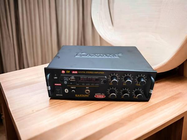 solomax clatter 1002 bluetooth VERSION WITH BETTER Amplifier 160 W AV Power Amplifier 160 W AV Power Amplifier