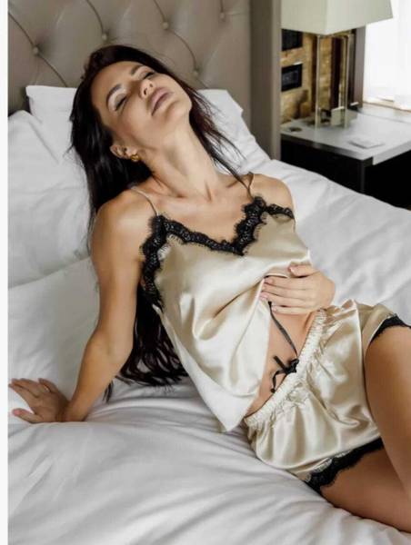 Mixopia Women Self Design Black, Beige Top & Shorts Set