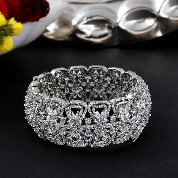 Voylla Brass Rhodium Bangle