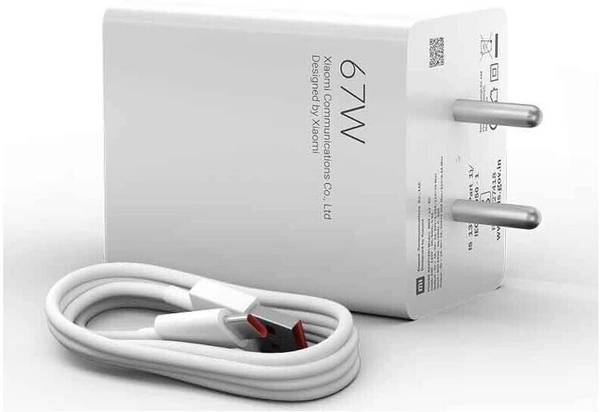 Desitech 67 W TurboPower 3.0 6 A Wall Charger for Mobile with Detachable Cable