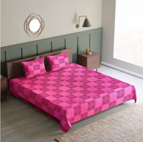 CARLTON LONDON 104 TC Cotton Queen Geometric Flat Bedsheet
