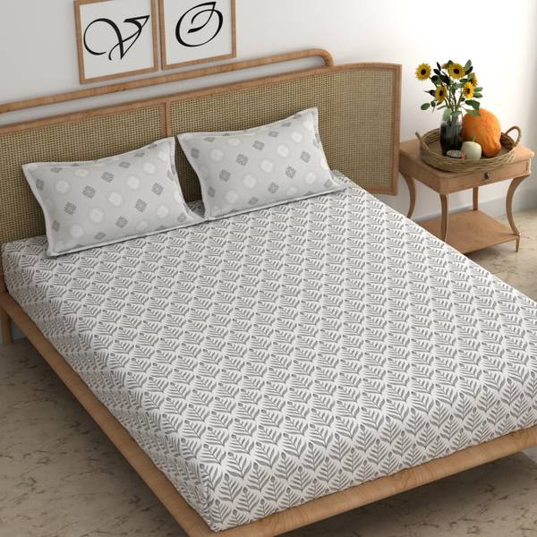 CHHAVI INDIA 210 TC Microfiber King Printed Flat Bedsheet