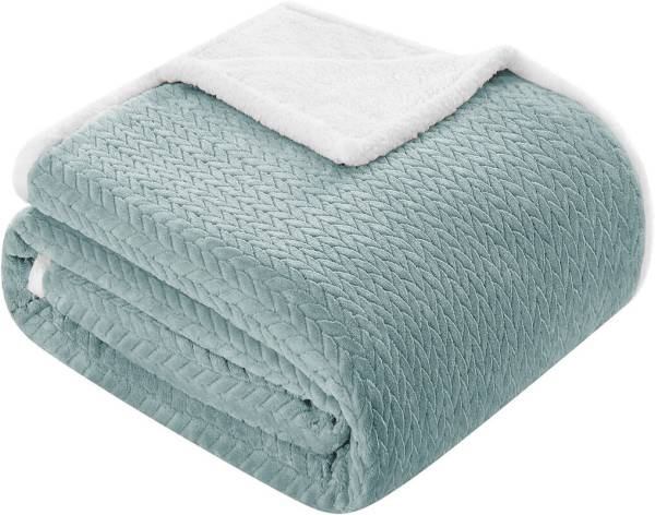 BSB HOME Solid Single Sherpa Blanket for Heavy Winter