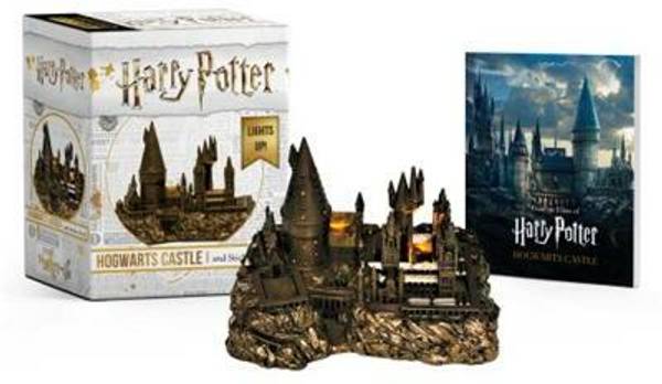 Harry Potter Hogwarts Castle and Sticker Book