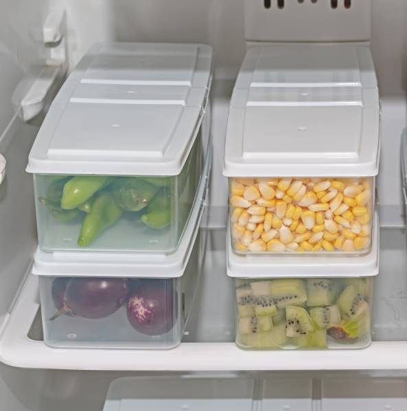 4square Plastic Fridge Container - 1700 ml