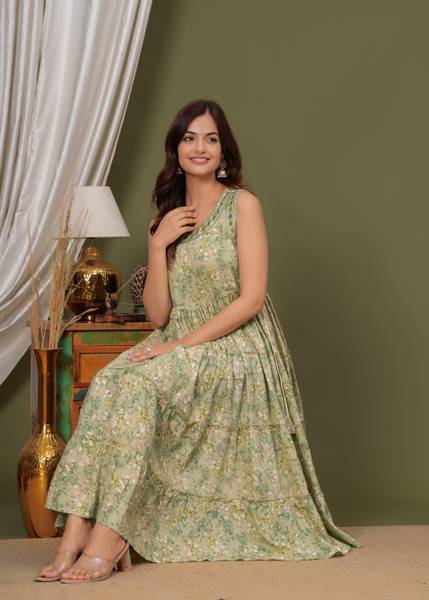 HouseOfCommon Women Gown Green Midi/Calf Length Dress