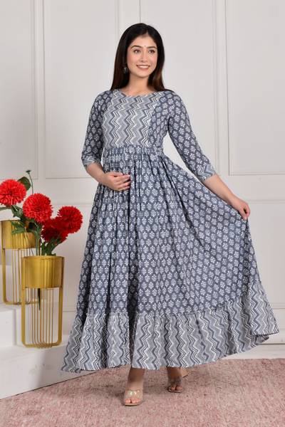 Gujari Women Fit and Flare Grey Midi/Calf Length Dress