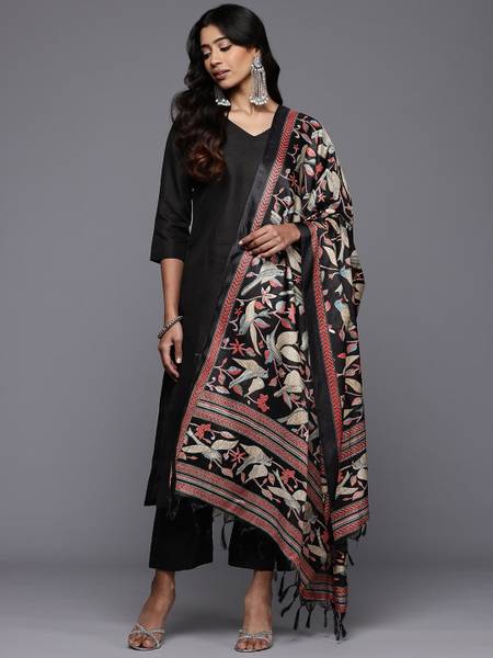 Varanga Women Kurta Pant Dupatta Set