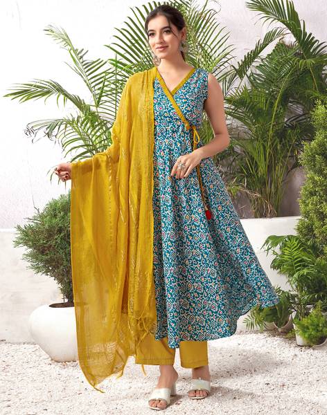 Samah Women Kurta Palazzo Dupatta Set